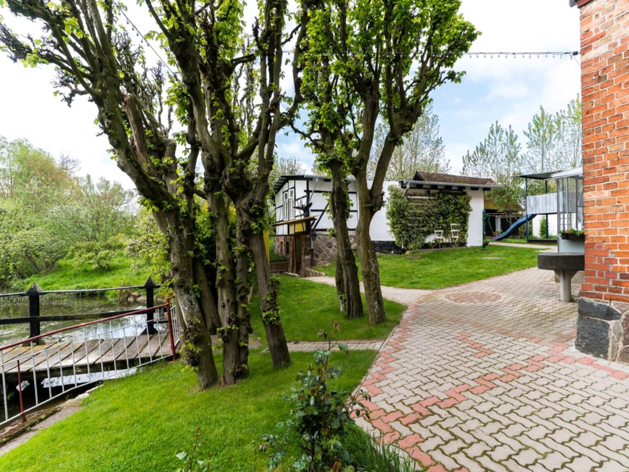 Lake View Apartment In Klein Pravtshagen With Garden Exterior foto